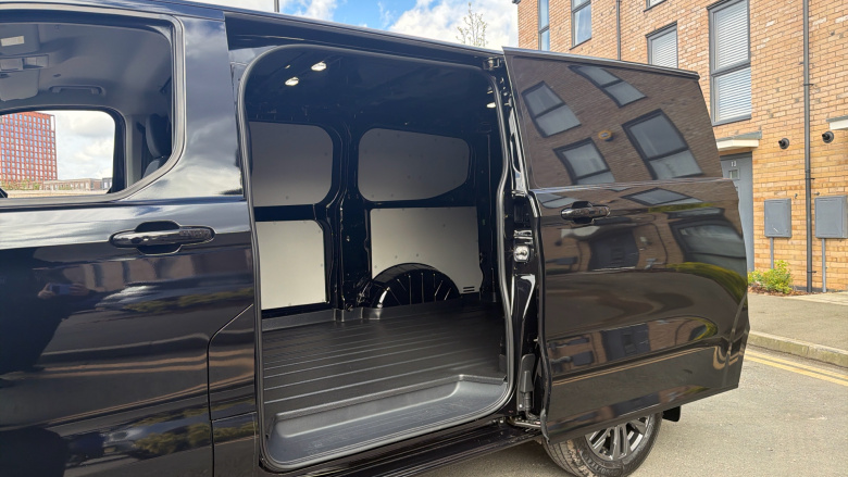 Ford Transit Custom 280 L1 Diesel Fwd 2.0 EcoBlue 136ps H1 Van Limited